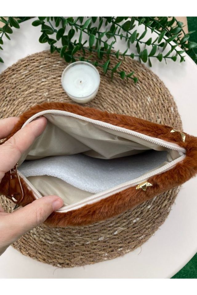 Peluş Kalemlik Veya Makyaj Çantası Kahverengi
