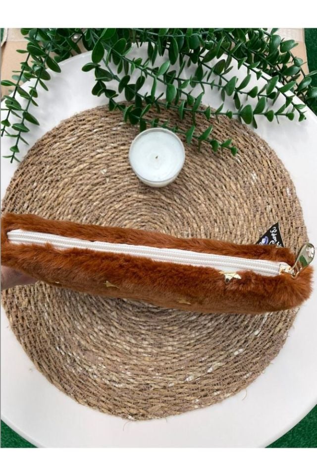 Peluş Kalemlik Veya Makyaj Çantası Kahverengi