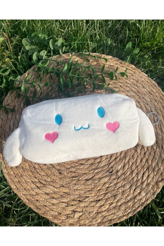 Kawaii Sanrio Kuromi Beyaz Peluş Nakışlı İthal Kalemlik