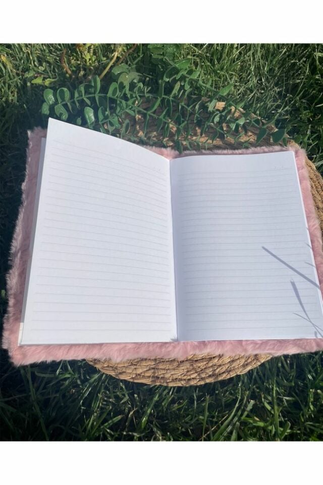 Peluş Kapaklı Tavşan kabartmalı Çizgili Defter Pembe