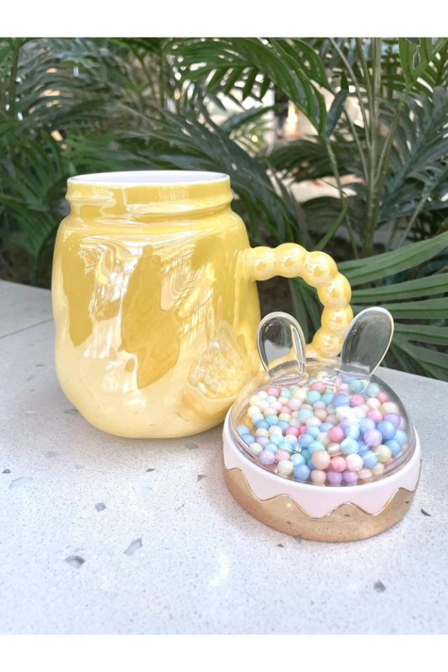 Tavşan Kapaklı Ponpon Kupa Mug sarı